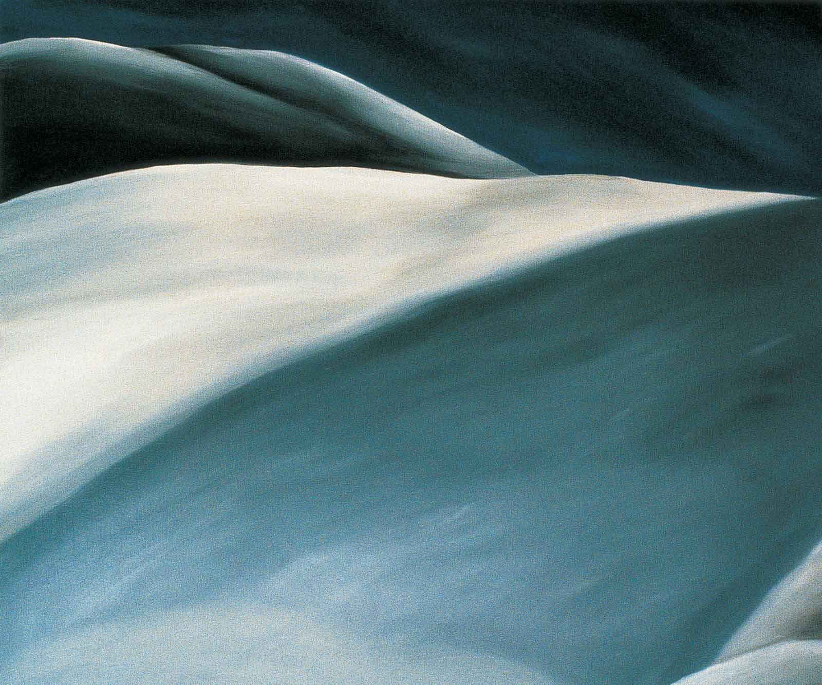 <em>Winter Night VII</em>, 1989. Oil on canvas,  16 x 20 in. (41 x  51 cm)